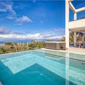 4 bedroom villa with pool in Acharavi, Corfu, sleeps 8